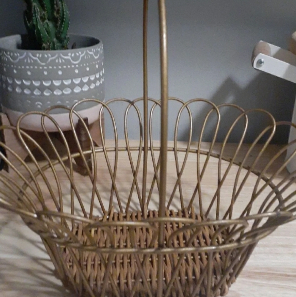 Gold wicker basket